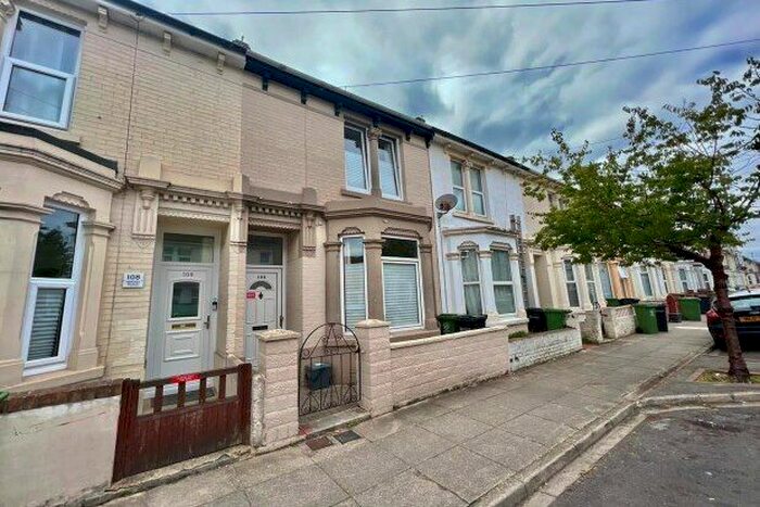 2 Bedroom Property To Rent In Ernest Road, Portsmouth, PO1