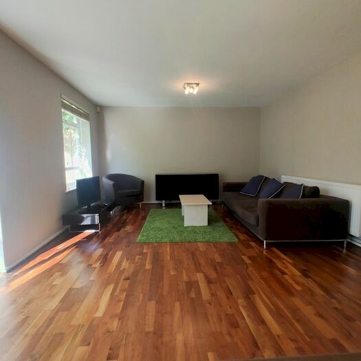 2 Bedroom Flat To Rent In Carpenter Road, Edgbaston, Birmingham, B15