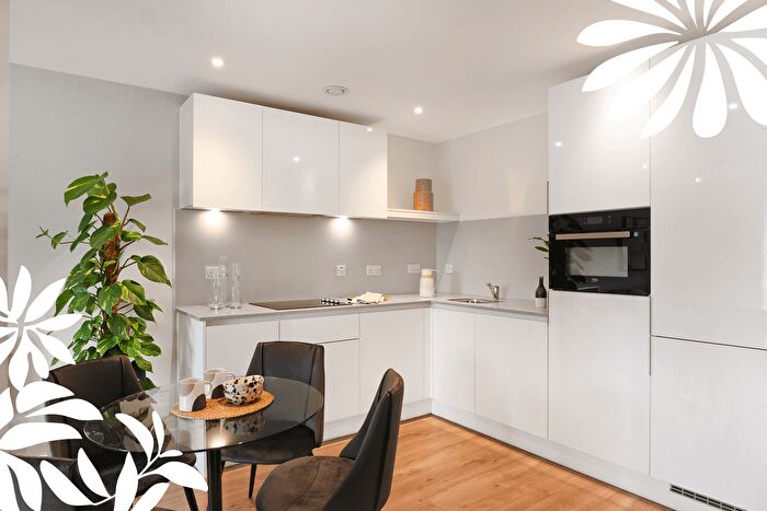 1 Bedroom Flat To Rent In The Lansdowne, Hagley Road, Birmingham, B16