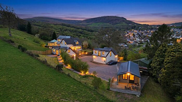 6 Bedroom Detached House For Sale In Penyrheol, Pontypool, NP4