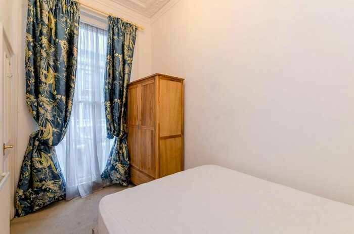 1 Bedroom Flat To Rent In Warwick Way, Pimlico, London, SW1V