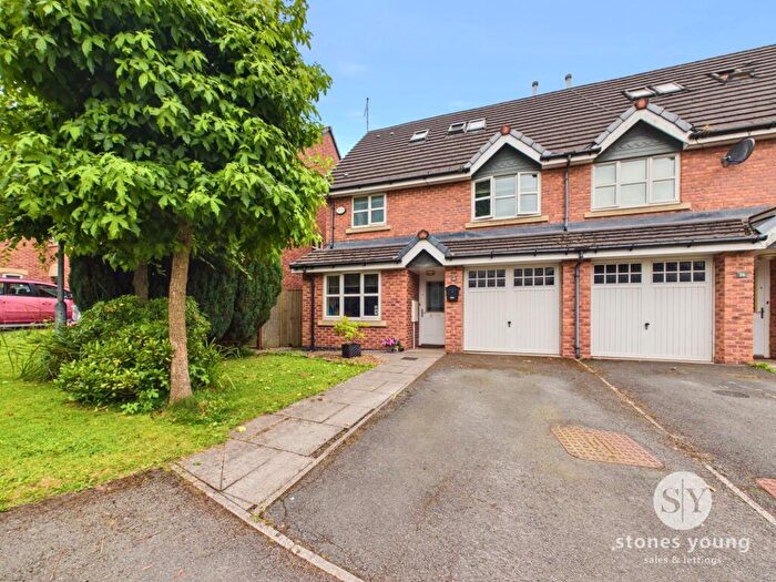 4 Bedroom Semi Detached House For Sale In Riverside View, Clayton Le Moors, BB5
