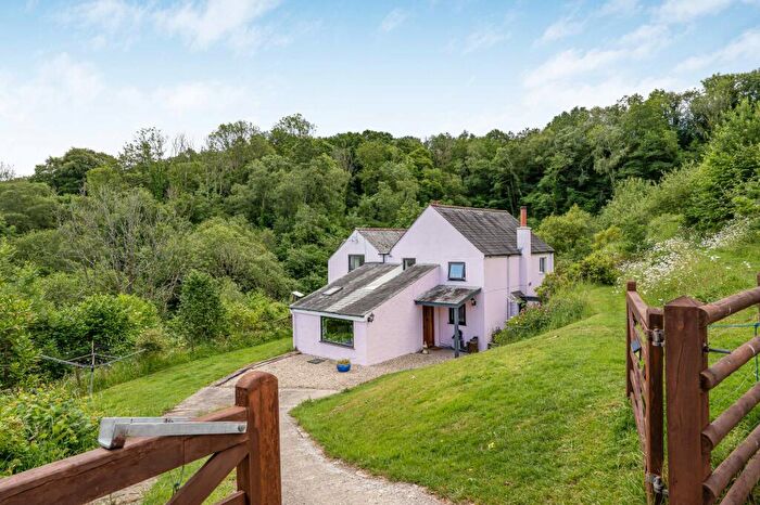 3 Bedroom Detached House For Sale In Bere Alston, Yelverton, PL20