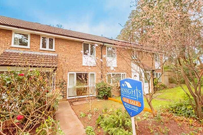 3 Bedroom Terraced House For Sale In Longlands Way, Camberley, GU15
