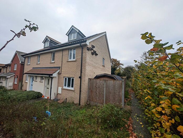 4 Bedroom Semi-Detached House For Sale In Carr Avenue, Leiston, Suffolk, IP16