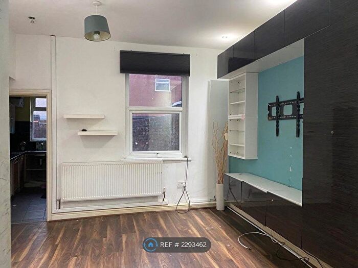 3 Bedroom Terraced House To Rent In Frank Street, Bury, BL9