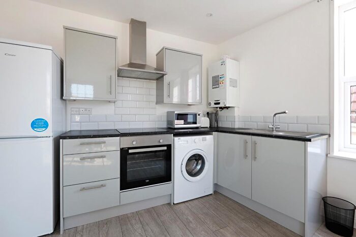 2 Bedroom Property To Rent In Freshfield Road, Brighton, BN2