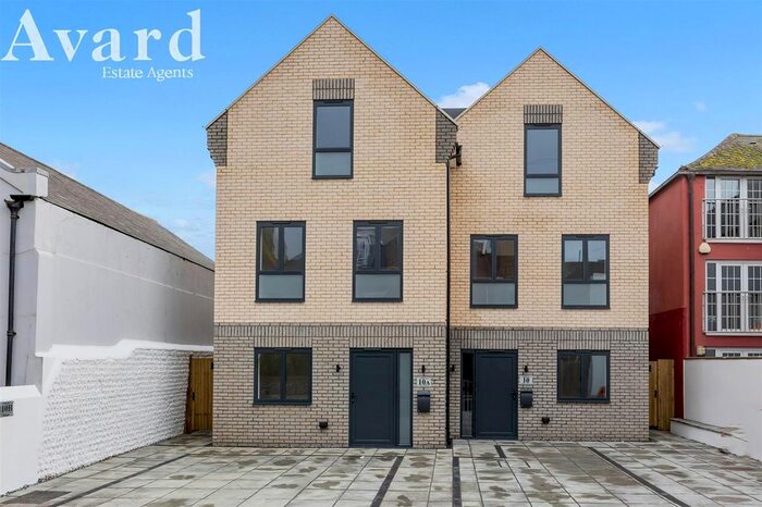 4 Bedroom Semi-Detached House To Rent In John Street, Shoreham-By-Sea, BN43