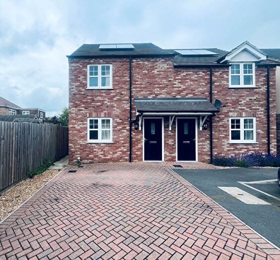3 Bedroom Semi Detached House To Rent In Pilgrims Close, March, PE15