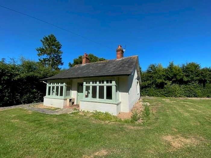 2 Bedroom Detached Bungalow To Rent In Smallhythe Road, Tenterden, TN30