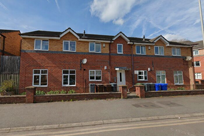 2 Bedroom Apartment To Rent In Chorlton Road, Manchester, M15