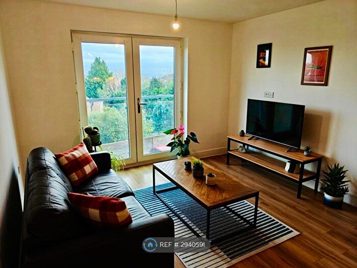 2 Bedroom Flat To Rent In Novia House, Barnet, EN5