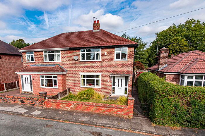 3 Bedroom Semi-Detached House For Sale In Ullswater Road, Flixton, Manchester, M41