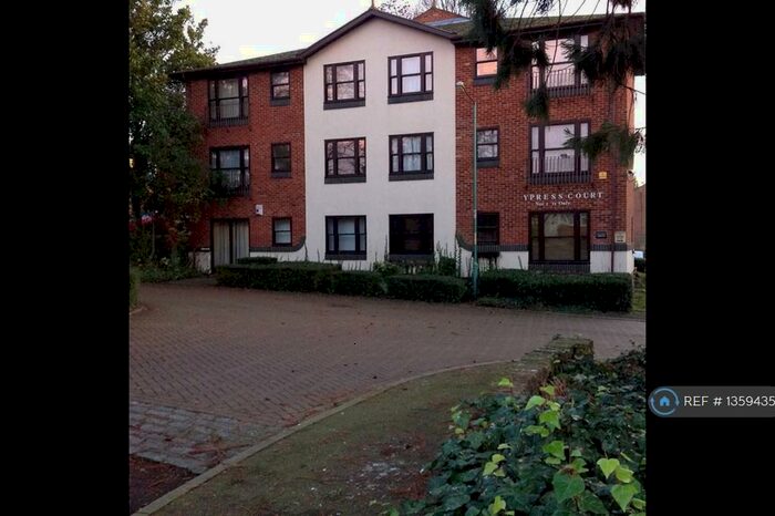 2 Bedroom Flat To Rent In Cypress Court Grange Road, Gillingham, ME7