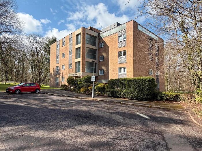 2 Bedroom Flat For Sale In Regents Gate, Bothwell, G71