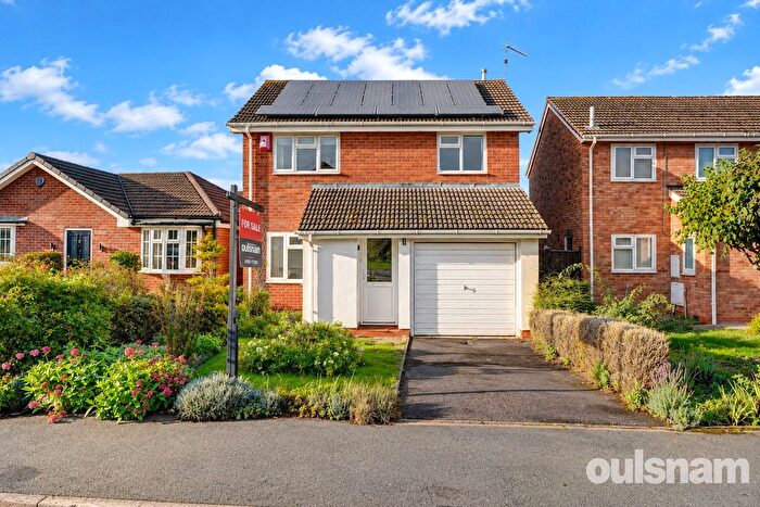 4 Bedroom Detached House For Sale In Clayhall Road, Droitwich, Worcestershire, WR9