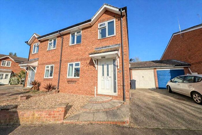3 Bedroom Semi Detached House For Sale In Campernell Close, Brightlingsea, CO7
