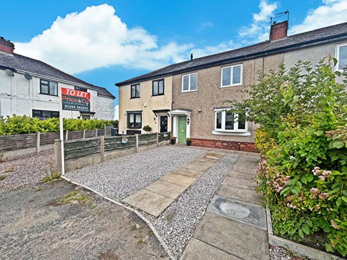 3 Bedroom Terraced House To Rent In Snydale Close, Westhoughton, BL5
