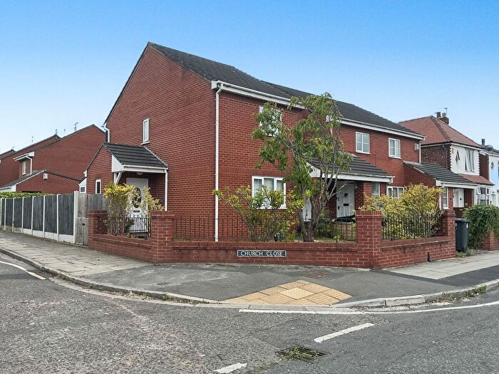 2 Bedroom Link Detached House For Sale In Church Close, Southport, Merseyside, PR9