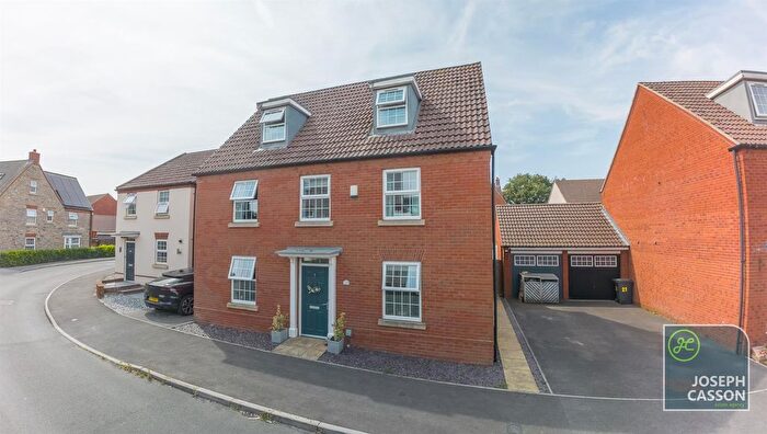5 Bedroom Detached House For Sale In Clover Way, Wilstock Village, Bridgwater, TA5