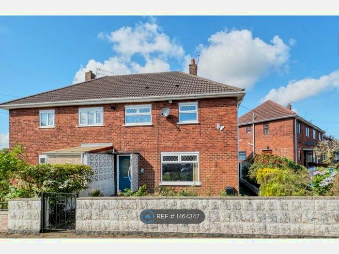 3 Bedroom Semi-Detached House To Rent In Wyndham Road, Stoke-On-Trent, ST3