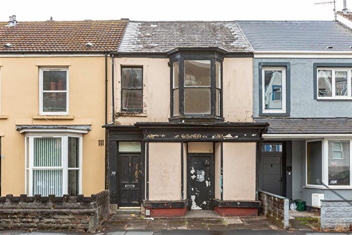 2 Bedroom Block Of Flats For Sale In King Edward's Road, Swansea, SA1