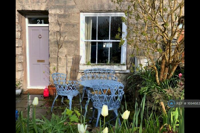 3 Bedroom Terraced House To Rent In Castle Crescent, Kendal, LA9