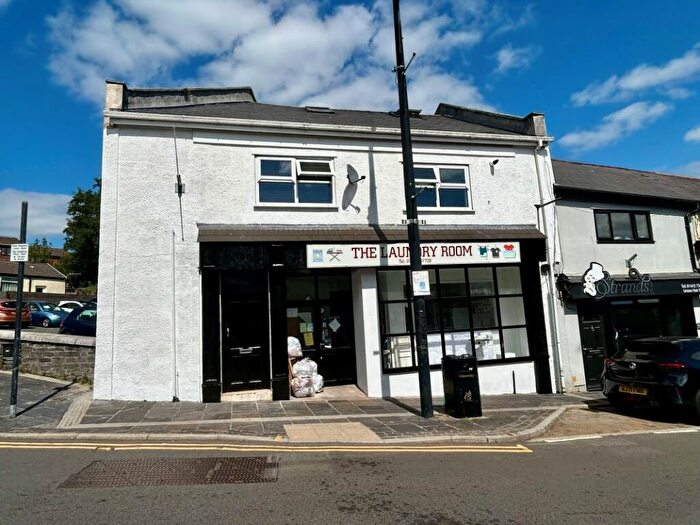 2 Bedroom End Of Terrace House For Sale In The Strand, Ferndale, CF43