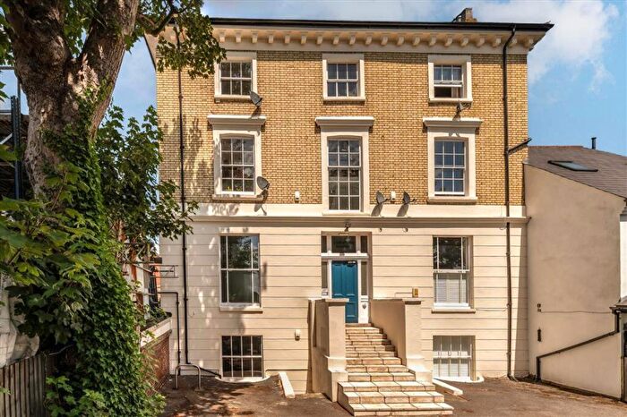 2 Bedroom Flat For Sale In Charlwood Mansions, Balham, SW12