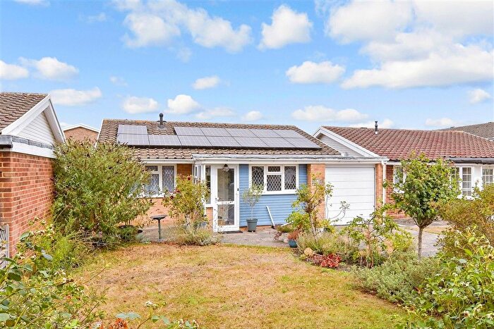 2 Bedroom Detached Bungalow For Sale In Pippin Close, Shirley, Croydon, Surrey, CR0