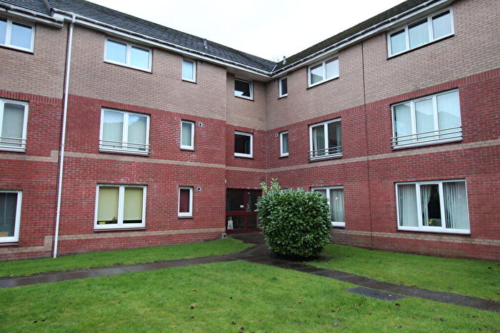 2 Bedroom Flat To Rent In Quarryknowe Street, Parkhead, G31