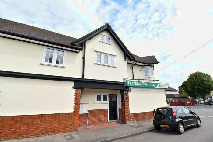 2 Bedroom Flat To Rent In Thorkhill Road, Thames Ditton, KT7