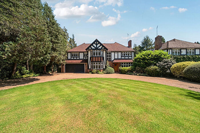 5 Bedroom Detached House For Sale In Orpington Road, Chislehurst, BR7