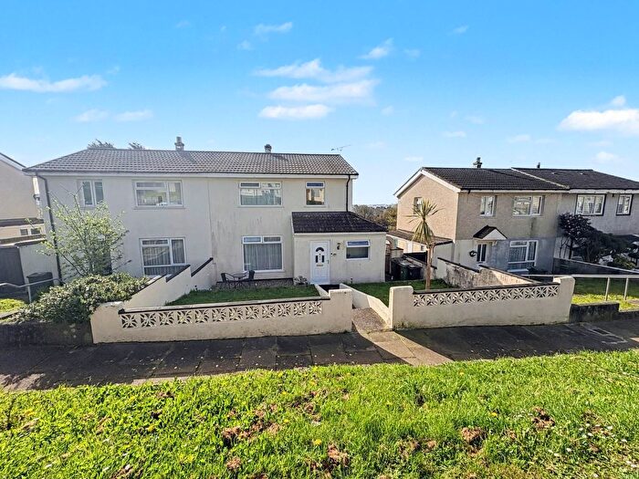 3 Bedroom Semi-Detached House For Sale In Kings Tamerton Road, Plymouth, PL5