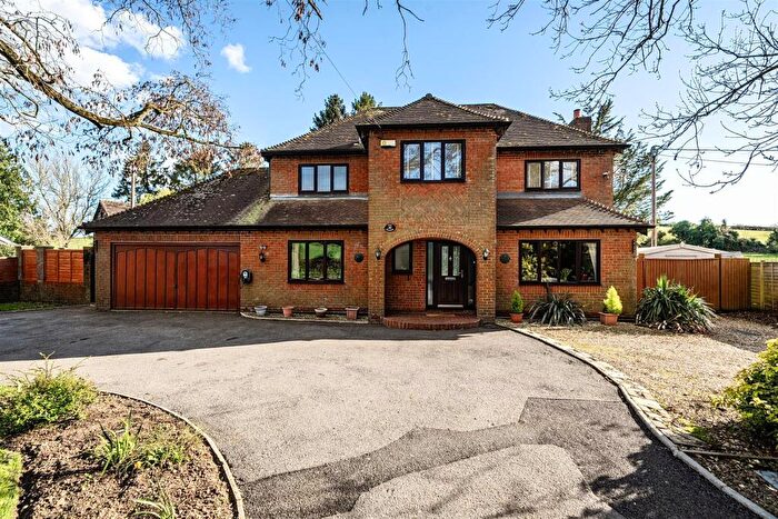 4 Bedroom Detached House For Sale In Thornicombe, Blandford Forum, DT11