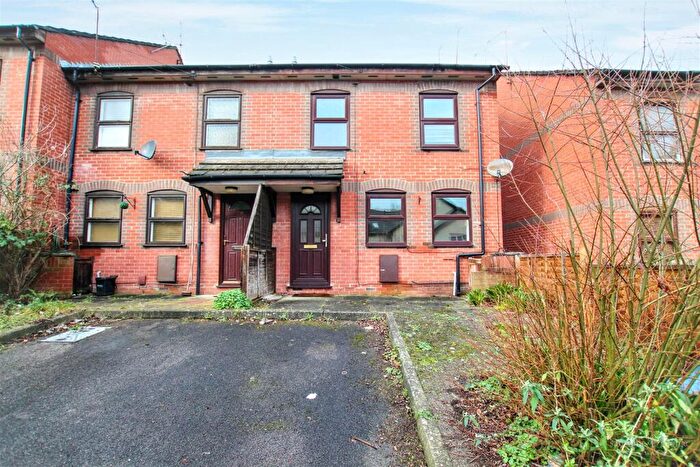 1 Bedroom Terraced House To Rent In St Geroges RoadReadingBerkshire, RG30