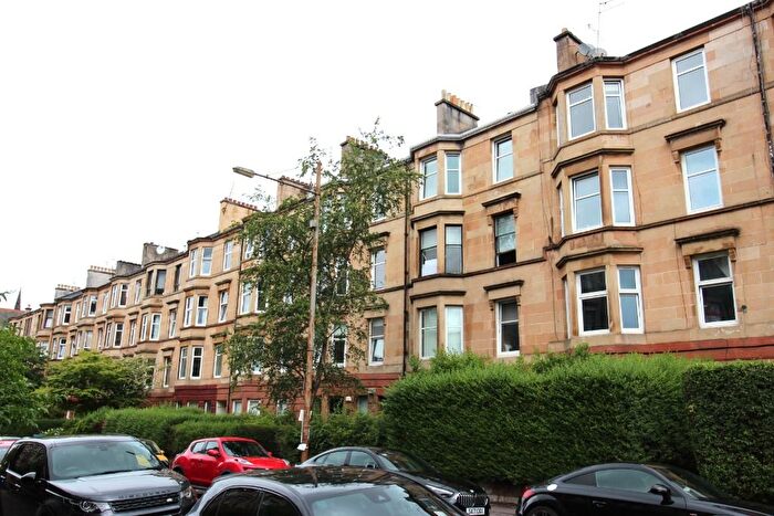 3 Bedroom Flat To Rent In Lawrence Street, Dowanhill, Glasgow, G11