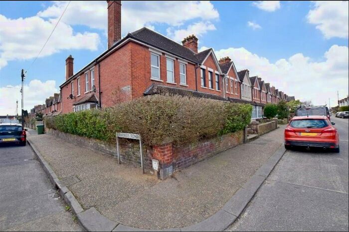 5 Bedroom End Of Terrace House To Rent In East Ham Road, Littlehampton, BN17