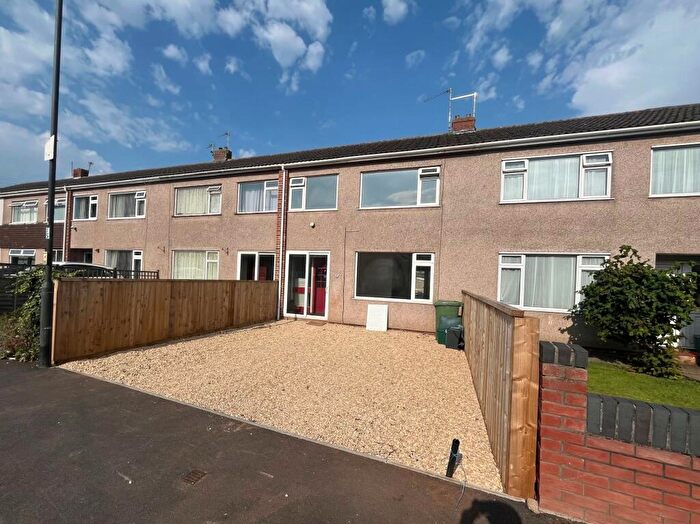 3 Bedroom Terraced House To Rent In Highworth Crescent, Yate, Bristol, BS37