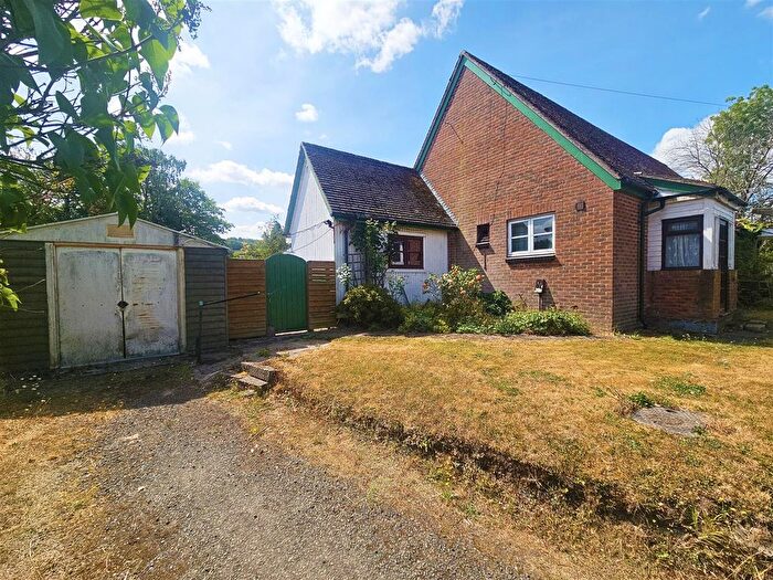 2 Bedroom Semi Detached Bungalow For Sale In Woodside View, Clun, Craven Arms, SY7