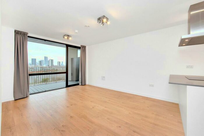 1 Bedroom Apartment To Rent In Leyton Road, London, E15