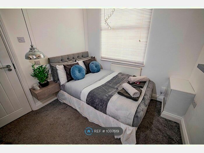 4 Bedroom Terraced House To Rent In Roscoe Street, Middlesbrough, TS1