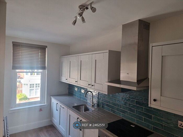 1 Bedroom Flat To Rent In Penrhyn Road, Colwyn Bay, LL29