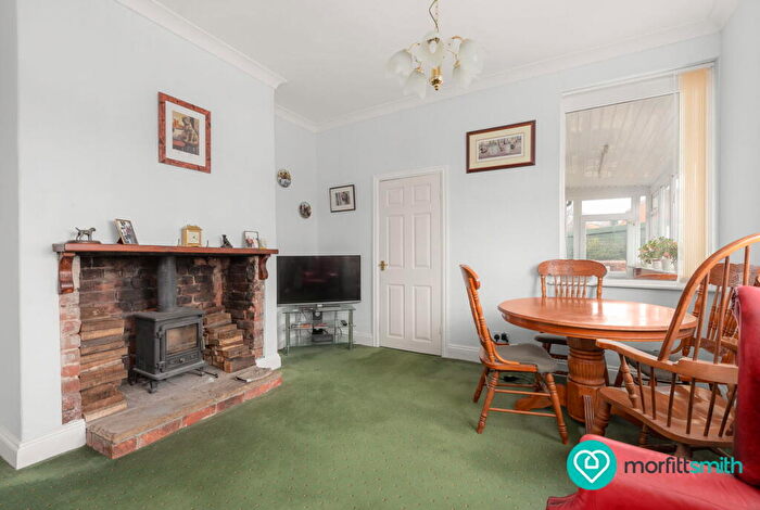2 Bedroom Semi-Detached House For Sale In Sheffield Lane, Catcliffe, S60