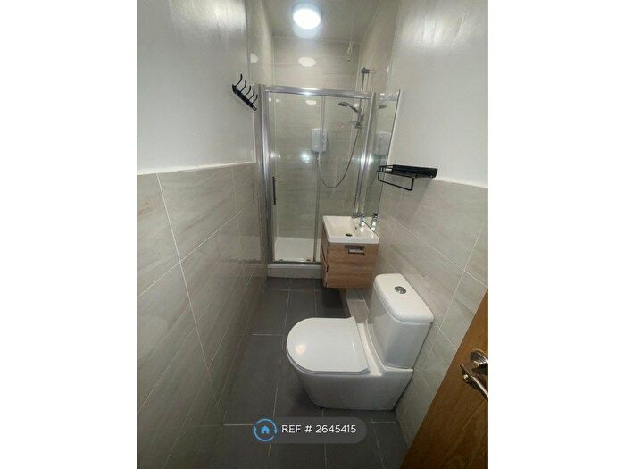 1 Bedroom Flat To Rent In Station Road, London, SE25