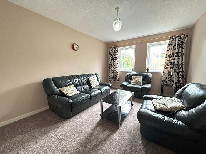 2 Bedroom Flat To Rent In Ferrara Square, Maritime Quarter, Swansea, SA1