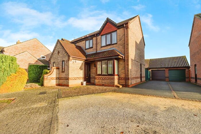 3 Bedroom Semi Detached House For Sale In Bramble Court, Nettleham, Lincoln, Lincolnshire, LN2