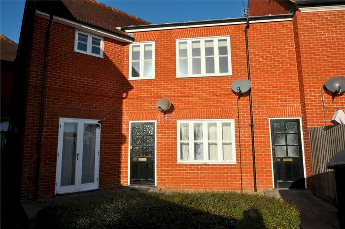 2 Bedroom Flat To Rent In The Spires, Canterbury, CT2