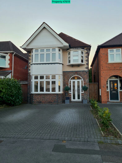 4 Bedroom Detached House To Rent In Sunnybank Road, Sutton Coldfield, B73