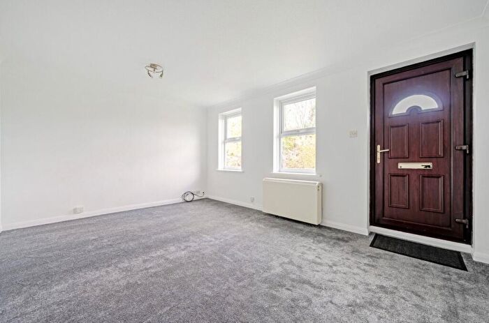 1 Bedroom Flat For Sale In Andover Road, Ludgershall, Andover, SP11